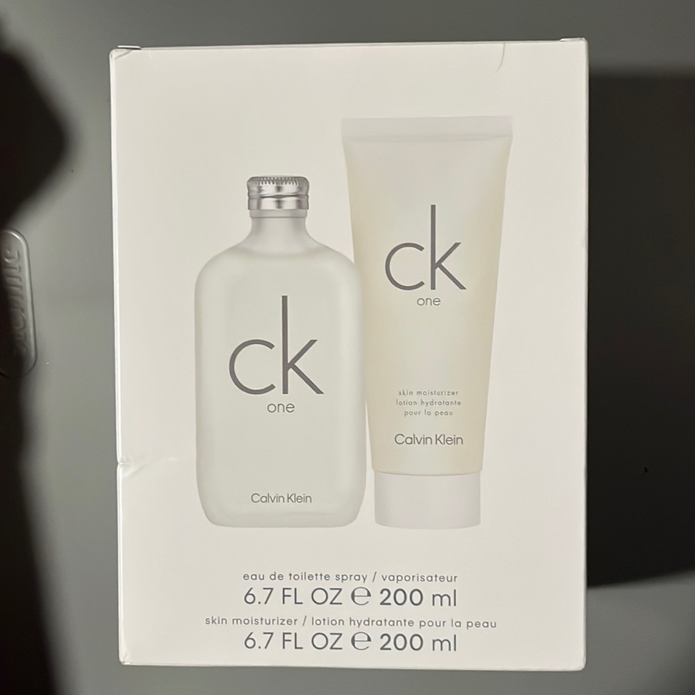 Calvin Klein set